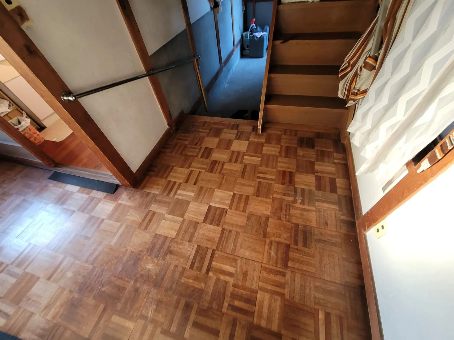 名古屋市戸建て｜廊下のフローリング重ね貼りで快適リフォーム！