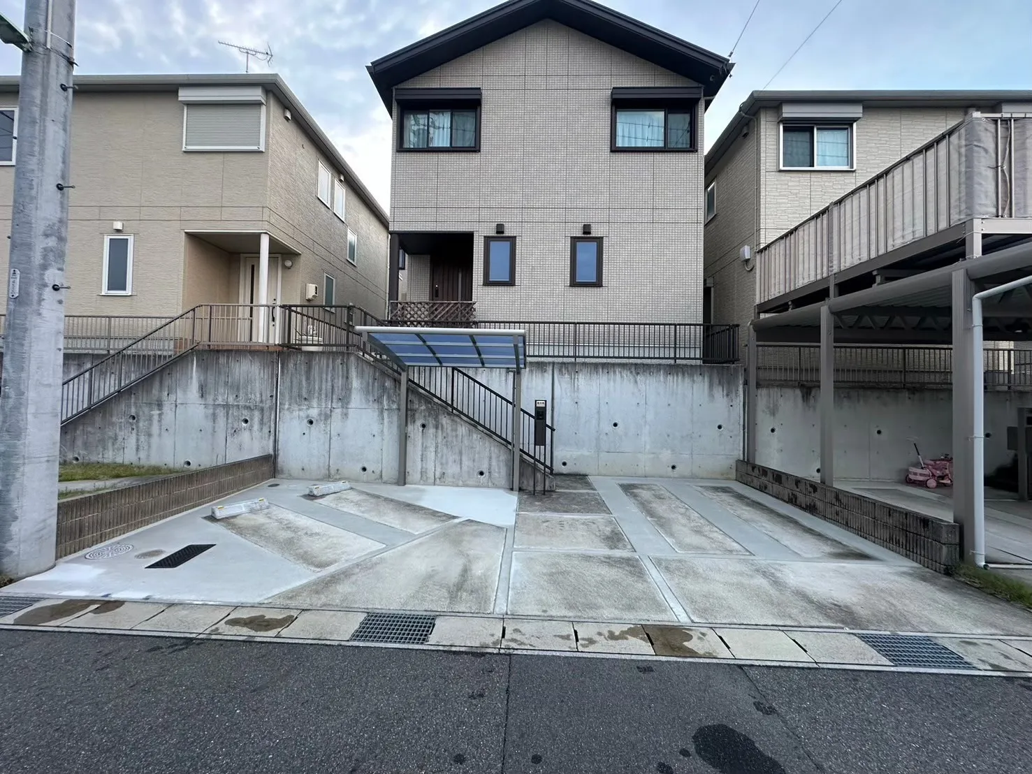 サイクルポート＆駐車場リフォーム体験談 ～「使いやすさとメンテナンスの手間を減らしたい！」～